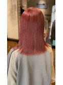 ピンクベージュ