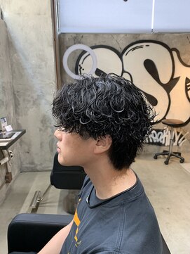 カーニー 上野(kearny) メンズマッシュ/波巻きスパイラルパーマ/ツイストスパイラル