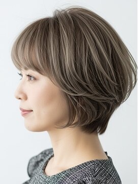 ハピネス クローバー 八木店(Happiness CLOVER) 脱白髪染めハイライトミセスショート