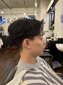 ブロートーキョーバーバーショップ 神田店(Bro Tokyo BARBERSHOP) 【神田】ツーブロ毛流れパーマ