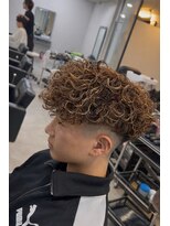 イーラ アメ村店(era)&nbsp;ブラウンベースメッシュスペインカール