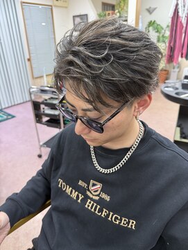 ポプラル(POPULAR) 金髪メッシュ