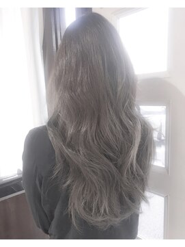 ヘアーアンドアトリエ マール(Hair&Atelier Marl) 【Marlアプリエカラー】ブルージュのふんわりセミロング♪