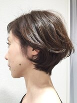 コルテ(corte)&nbsp;都会的なグレージュボブ ベースは顎ライン