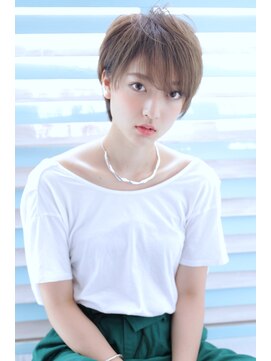 オウル(Owll) 【DISHEL】大人かわいいひし形ベリーショート耳掛けシルエット