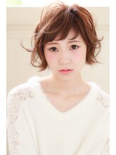 レディス三点セット(カット+眉カット+髪極シャンプー)¥4100