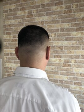 ダルトン 東伊興店(DALTON) フェードカット