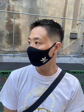 ドルクス 日本橋(Dorcus) 超短髪　ベリーショートモヒカン風スタイル