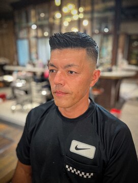 リバレッジ 広尾(Leverage) 海外大人スキンフェード