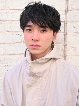 ディッセンバー 神宮前(December) ニュアンスパーマ/マッシュパーマ/ウルフ/波巻きスパイラル/渋谷