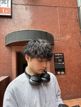 ケリーズグリーン(Kelly's Green) 波巻きパーマ