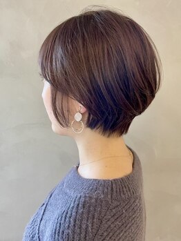 プルス(Plus)の写真/《お客様の口コミで人気なPlusのショート》骨格や髪質を見極めあなたに一番似合うショートをご提案◎