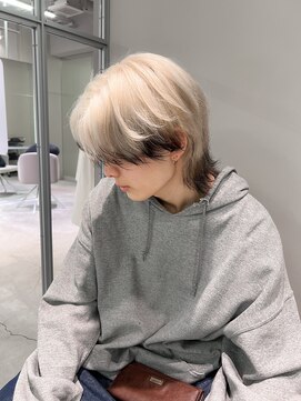 ジェム(GEM) ホワイトベージュとデザイン