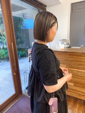 シロ(siro) 切りっぱなしボブ