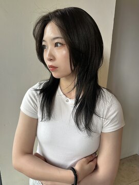 デコ(DECO) 【ayano】ほんのりブラウンにハッシュカット