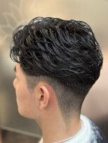 ゼロスバーバー(0's BARBER SHOP)&nbsp;ビジネスヘア×好印象パーマ◎刈上げマッシュ×ニュアンス