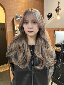 チャプター 問屋町(chapter) ケアブリーチミルクティグレージュカラーレイヤーカット韓国ヘア