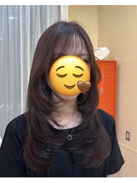 トゥルー(true) 大人可愛いレイヤーカット