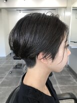 イズミ(izumi)&nbsp;刈り上げショート