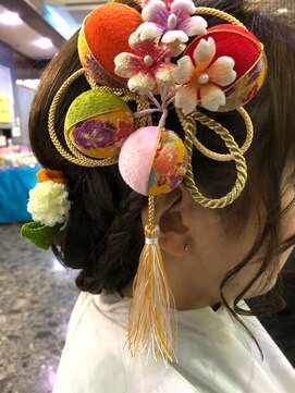 ヘアーブティック アート21ハーツ店 成人式スタイル