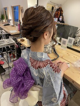 ヘッズ(HEADZ) アップヘア♪