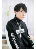 チャコールグレー透明感ツーブロックショートb1