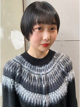 ロジ(loji) スッキリとしたマッシュルームヘア