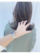 ニド(2do)&nbsp;くびれミディ&ハイライトカラー