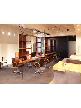 【中山駅徒歩１分】一人ひとりに似合うヘアスタイルをご提案！髪質ケア~特殊アレンジまで幅広く対応♪