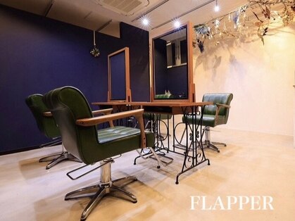 フラッパー(FLAPPER)の写真