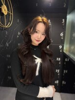 ジーナ 名駅(XENA.)&nbsp;kai 顔周りレイヤー/フェイスレイヤー/レイヤーカット/