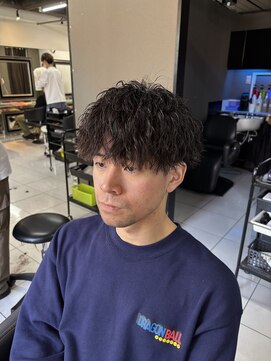 アイズ 海老名(AIZU) ツイストスパイラルパーマ ツイストパーマ メンズパーマ 眉毛