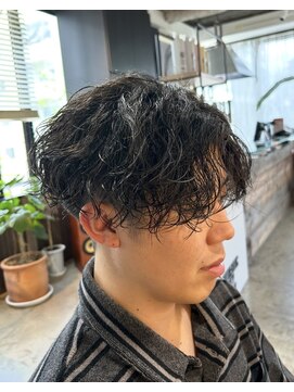 ビハインドザカーテン(BEHIND THE CURTAIN) 【初めての方にオススメ】緩めツイスパ