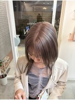 オンヌ(onnu) グレージュ