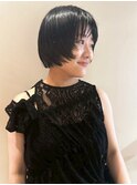 ショートボブ レイヤーカット 顔周りレイヤー 20代 艶髪
