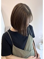 モナルダ(Monarda) オリーブグレージュ