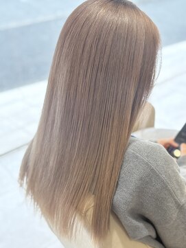 プリーク(preak) とろけるミルクティーベージュ×愛され艶ロング