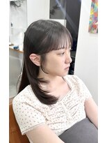 シーバイトリコ 市川(SEA by tricot)&nbsp;顔まわりで垢抜ける、レイヤーミディ