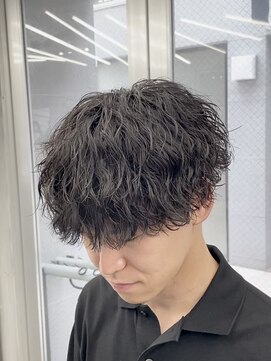 オーバル ジングウマエ(OVARL jingumae) 縦落ちパーマツイストスパイラルシャドウパーママッシュ