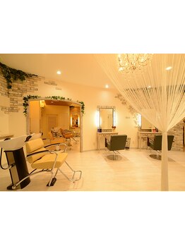 新しい魅力を引き出す、ワンランク上の施術をご提供致します。今まで以上に美しいあなたへ…♪