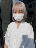 ヘアー アイス ルーチェ(HAIR ICI LUCE)&nbsp;ホワイトベージュ シルバーベージュ ベージュ ホワイト 担当城倉
