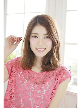 ヘアー シュプール(hair SPUR) 小顔ヘアはくびれスタイルで