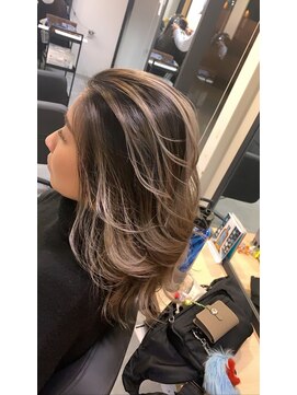 ラフ 難波店(LAFF) #黒髪#ボブルフ#ネビージュ#小顔#ワンレン