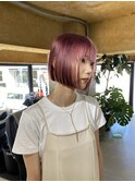 モーヴピンクにぱつッとボブ