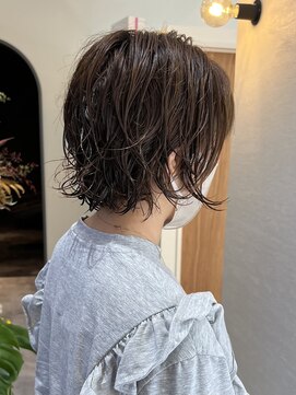 エハプラスマウナ(Eha+MAUNA) ショート／パーマ／ボブ[30代40代50代女性]