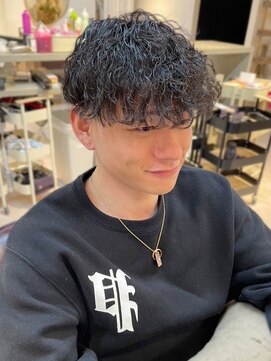 ザ マイル(The mile) アッシュブラックツイストスパイラルパーマメンズカット