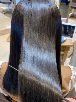 クルル(cururu)の写真/髪質改善ULTOWAトリートメントで最上級のヘアケアを♪髪の内部から補修し、指通りなめらかな美艶ヘアに☆
