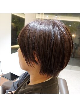 アロー(Arrow) ショートボブスタイル☆