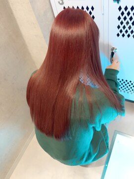 シー(shii..) 《shii.. /稲葉》#ケアブリーチ#ダブルカラー#レッドカラー