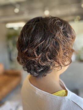 ジールヘアー(GIIL HAIR) ウェービーパーマ